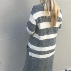 Far Out Cardi | Gray