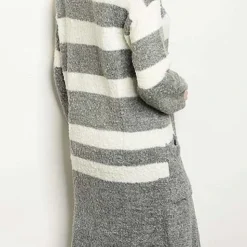 Far Out Cardi | Gray -Cheap Modaexis Store image a7deea55 fa44 41f6 9db5 0db743cabb90